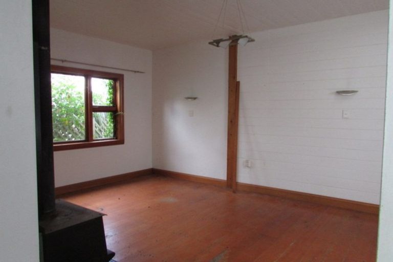 Photo of property in 70 Oxford Street, Lyttelton, 8082