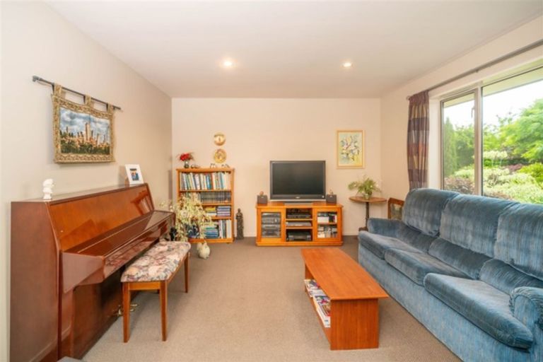 Photo of property in 43 Burnham School Road, Rolleston, 7614