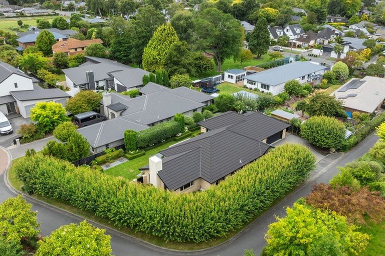 Photo of property in 8 Lime Tree Lane, Harewood, Christchurch, 8051