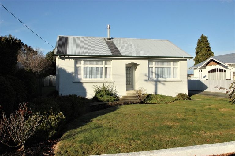 Photo of property in 106 Kitchener Street, Gore, 9710