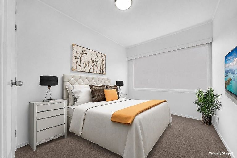 Photo of property in 1/132 Hutchinsons Road, Bucklands Beach, Auckland, 2014
