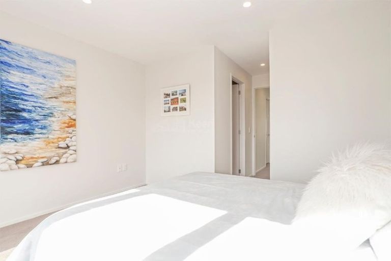 Photo of property in 9/83 Hinemoa Street, Birkenhead, Auckland, 0626