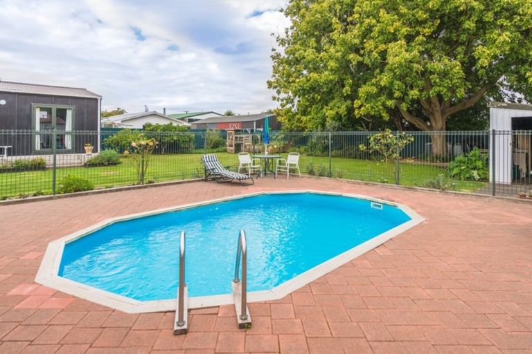 Photo of property in 6 Perham Place, Aramoho, Whanganui, 4500