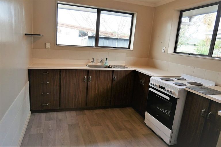 Photo of property in Blair Grove, 10/370 Tremaine Avenue, Takaro, Palmerston North, 4412