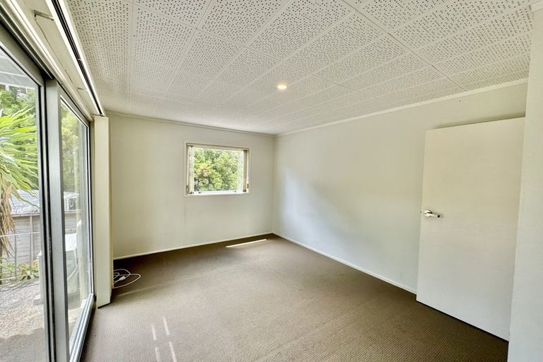 Photo of property in 25 Schnapper Rock Road, Greenhithe, Auckland, 0632