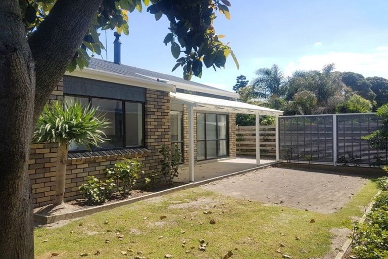Photo of property in 996a Papamoa Beach Road, Papamoa Beach, Papamoa, 3118