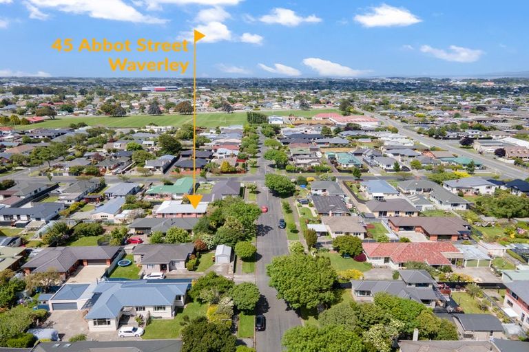 Photo of property in 45 Abbot Street, Waverley, Invercargill, 9810