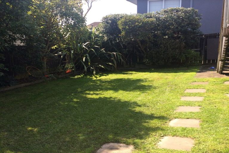 Photo of property in 1/97 Beresford Street, Bayswater, Auckland, 0622