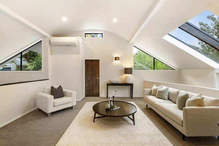 Photo of property in 6 Hobson Heights Road, Lucas Heights, Auckland, 0632