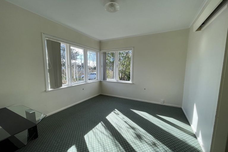 Photo of property in 132 Russell Road, Manurewa, Auckland, 2102