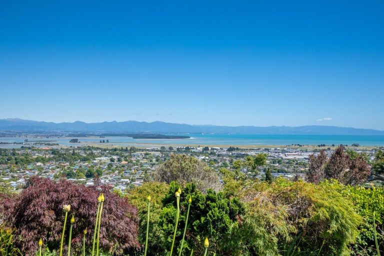 Photo of property in 41 View Mount, Stoke, Nelson, 7011