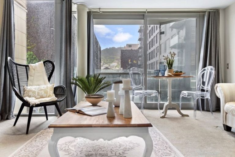 Photo of property in Piermont Apartments, 1i/82 Cable Street, Te Aro, Wellington, 6011