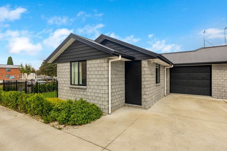 Photo of property in 3/23 Ross Crescent, Fairfield, Hamilton, 3214
