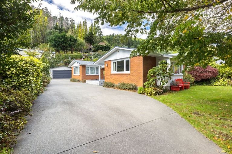 Photo of property in 105 Bowenvale Avenue, Cashmere, Christchurch, 8022