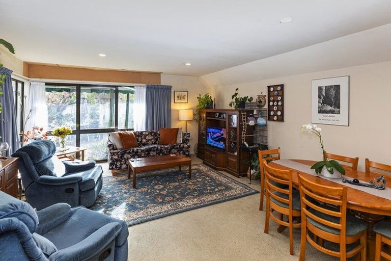 Photo of property in 3/126 Idris Road, Strowan, Christchurch, 8052