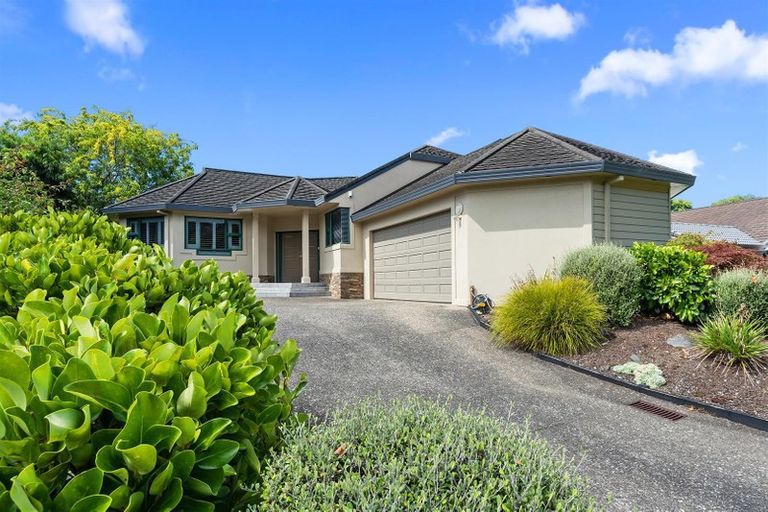Photo of property in 33 Landing Drive, Albany, Auckland, 0632