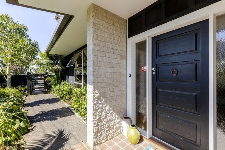Photo of property in 27 Maranui Street, Welbourn, New Plymouth, 4310