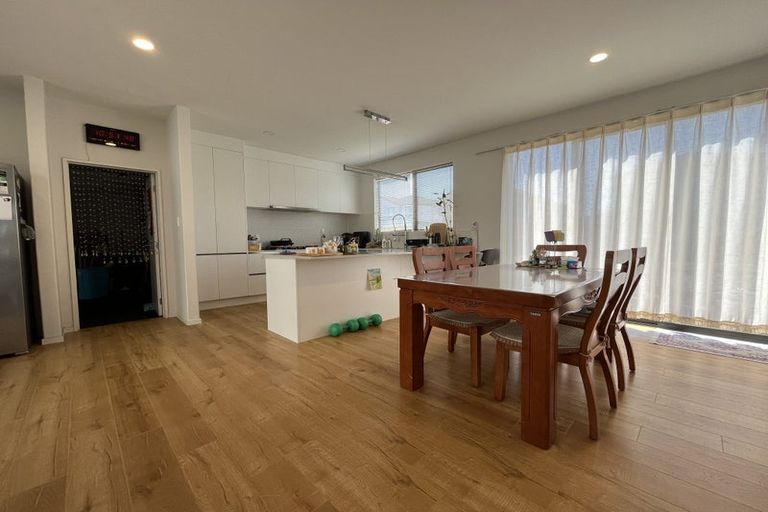 Photo of property in 2 Myland Drive, Hobsonville, Auckland, 0616