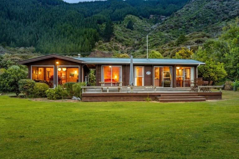 Photo of property in 929 Kenepuru Road, Mahau Sound, Marlborough Sounds, 7282