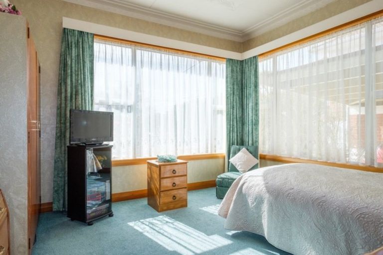 Photo of property in 337 Kenmure Road, Kenmure, Dunedin, 9011