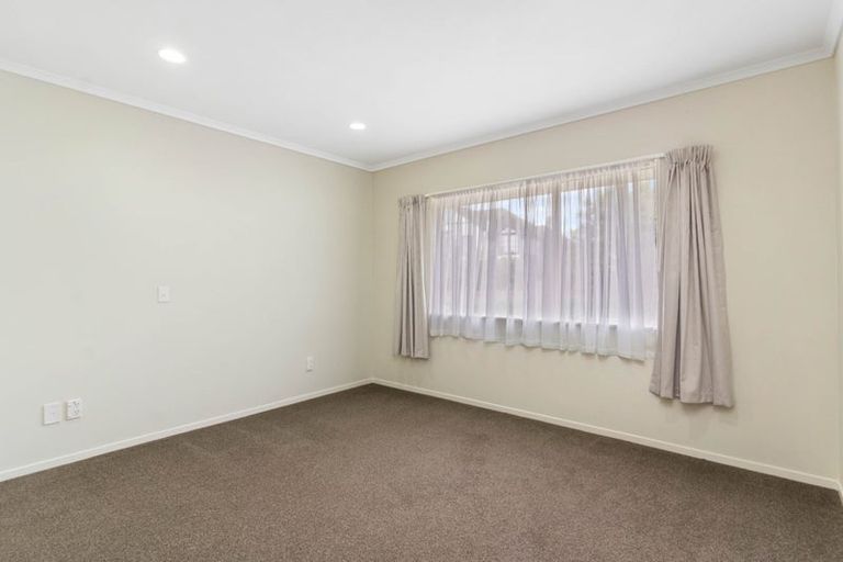 Photo of property in 1/21 Westview Court, Somerville, Auckland, 2014