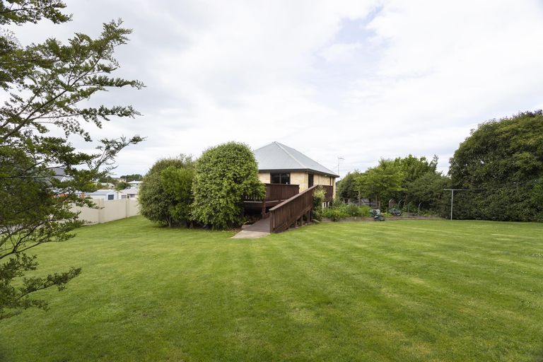 Photo of property in 2 Evered Street, Weston, Oamaru, 9401