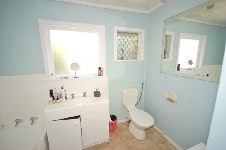 Photo of property in 309 Pakuranga Road, Pakuranga Heights, Auckland, 2010