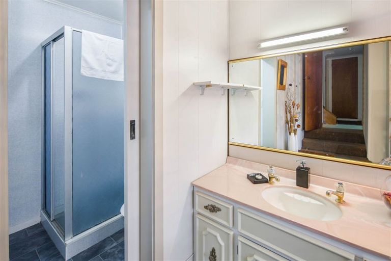 Photo of property in 19 Macaulay Street, Johnsonville, Wellington, 6037