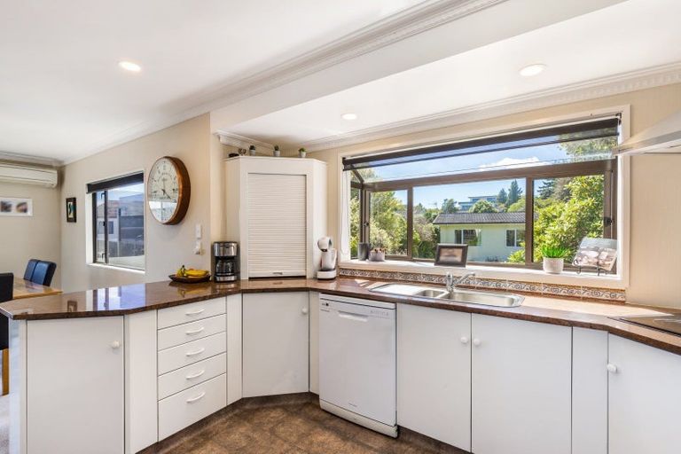 Photo of property in 2/23 Harvey Street, Waipahihi, Taupo, 3330