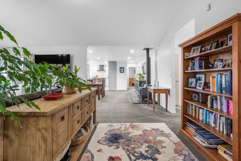 Photo of property in 10 Howard Street, Carterton, 5713