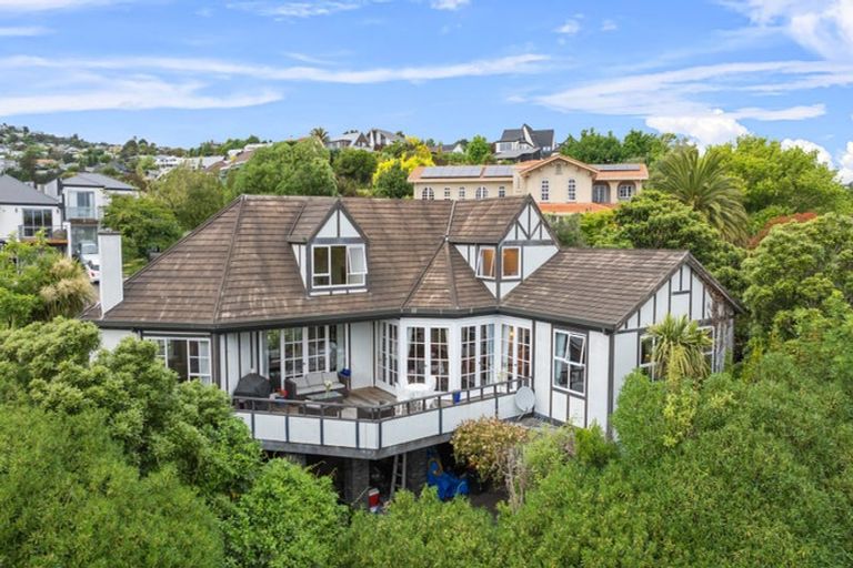 Photo of property in 2 Bengal Drive, Cashmere, Christchurch, 8022