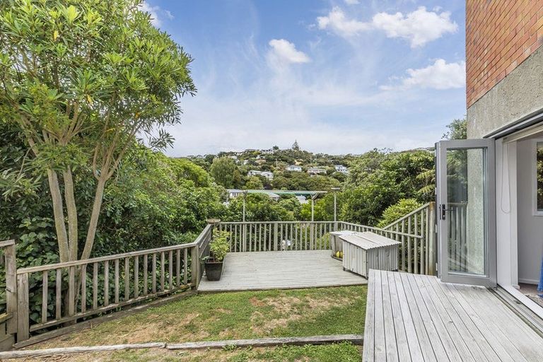 Photo of property in 45 Kiriwai Road, Paremata, Porirua, 5024