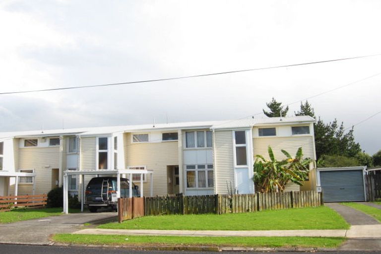 Photo of property in 12a Pearl Baker Drive, Otara, Auckland, 2023