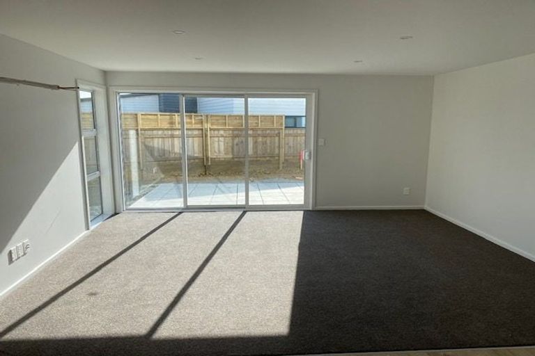 Photo of property in 162b Navigation Drive, Whitby, Porirua, 5024