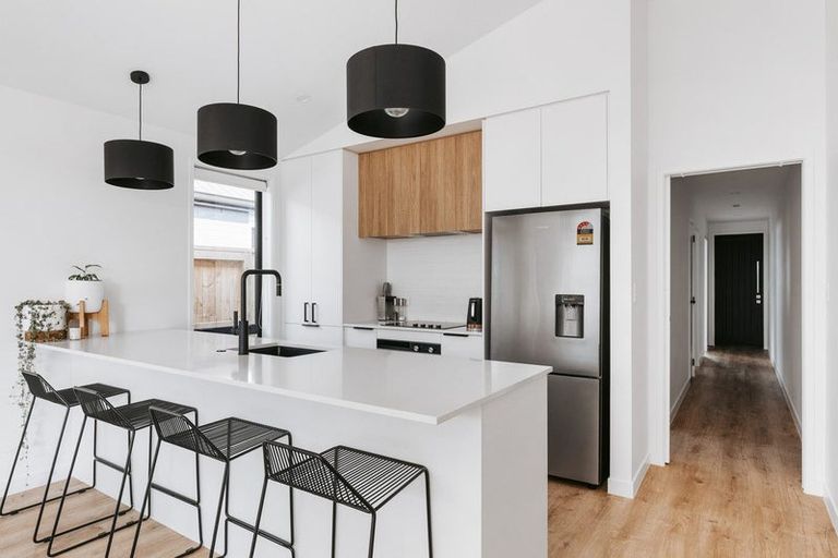 Photo of property in 8 Houpara Place, Papamoa, 3118