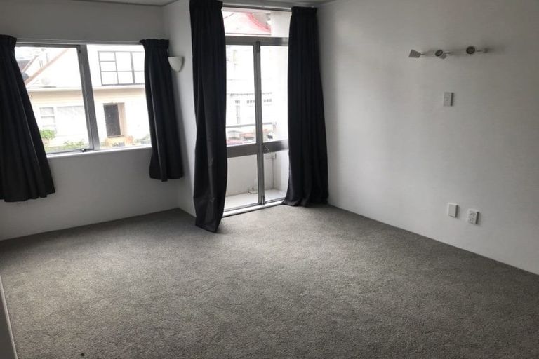 Photo of property in Melksham Towers, 102/131 Brougham Street, Mount Victoria, Wellington, 6011