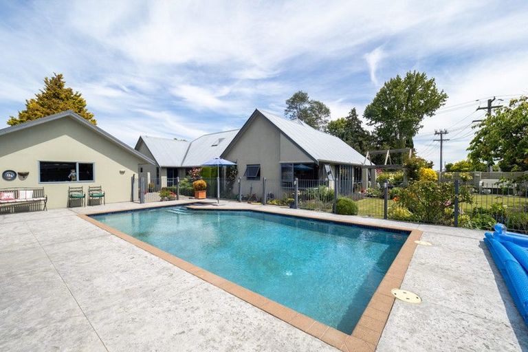 Photo of property in 19 Carters Terrace, Tinwald, Ashburton, 7700