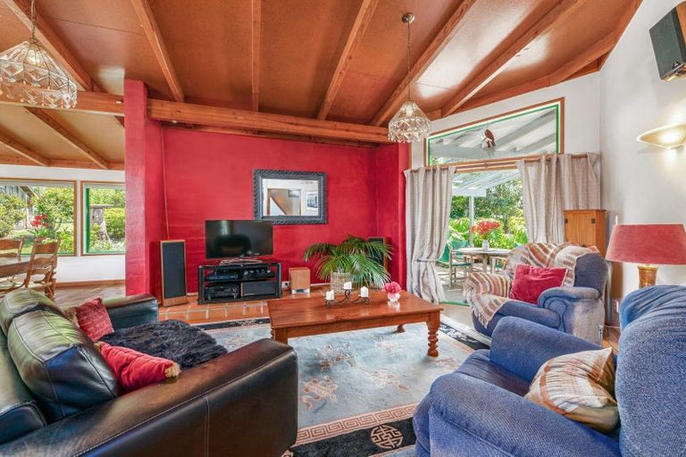 Photo of property in 149 Cornwallis Road, Cornwallis, Auckland, 0604
