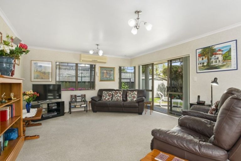 Photo of property in 12 Ryegrass Dell, Welcome Bay, Tauranga, 3112