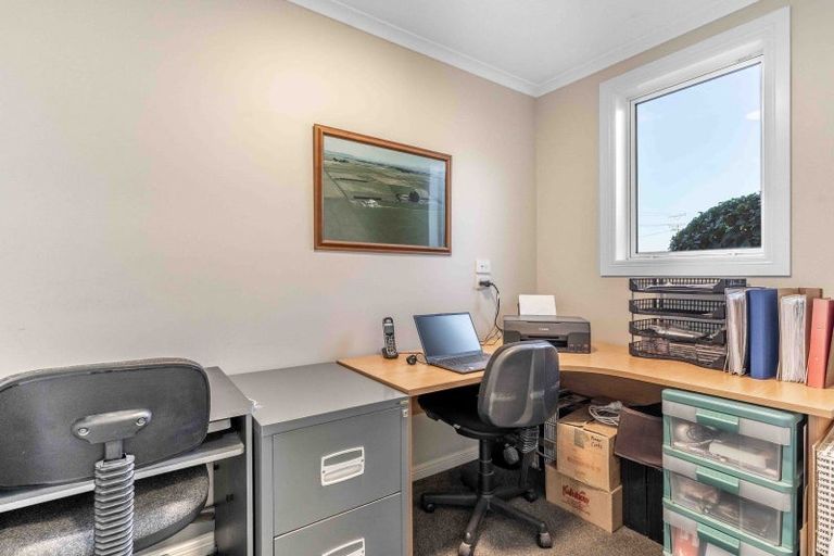 Photo of property in 78 Great North Road, Winton, 9720