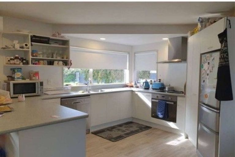 Photo of property in 1 Green Lane, Pukekohe, 2120