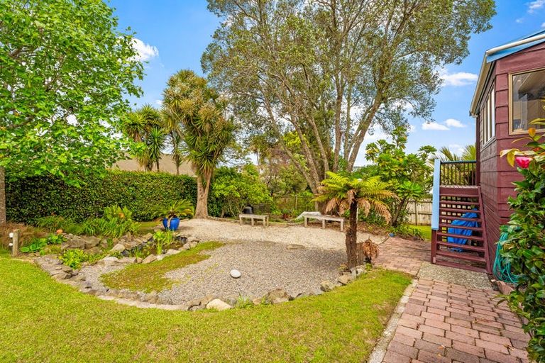 Photo of property in 3 Lucy Foster Lane, Red Beach, 0932