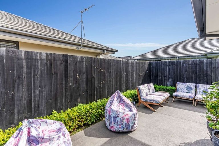 Photo of property in 9 Robalan Close, Halswell, Christchurch, 8025