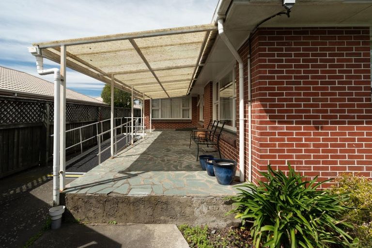 Photo of property in 1/44 Division Street, Riccarton, Christchurch, 8041