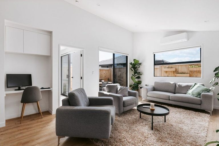 Photo of property in 8 Houpara Place, Papamoa, 3118