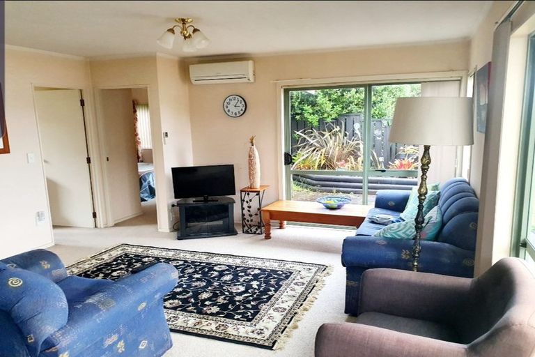Photo of property in 2 Summit Lane, Te Kamo, Whangarei, 0112