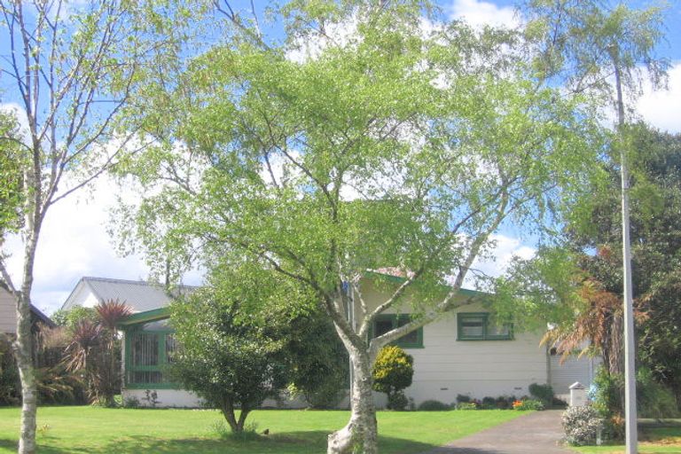 Photo of property in 32 Chaucer Place, Owhata, Rotorua, 3010