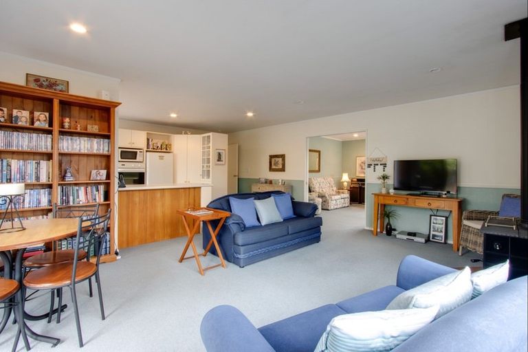 Photo of property in 20a Breadalbane Road, Havelock North, 4130