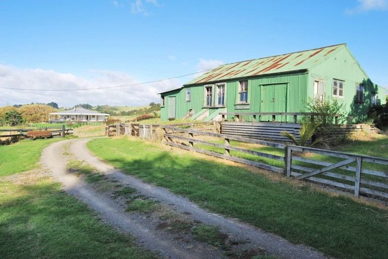 Photo of property in 197 Pukenui Road, Kaiwaka, 0573