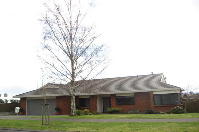 Photo of property in 68 Iona Road, Havelock North, 4130